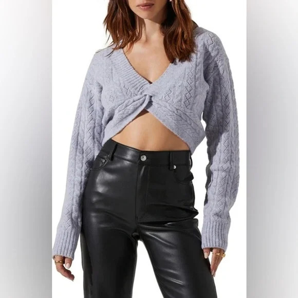 Astr The Label Long Sleeve Knot Front Cropped Knit Sweater Lilac Women's Size M - Picture 1 of 5